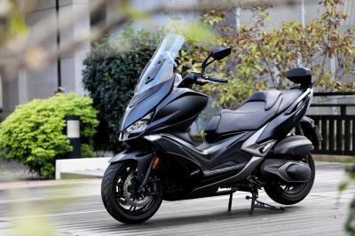 Kymco Xciting S400i | Les photos de notre essai du maxi scooter